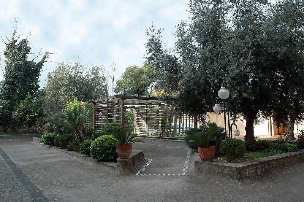Casa Religiosa Per Ferie Ancelle Del Santuario Ξενοδοχείο Ρώμη Εξωτερικό φωτογραφία